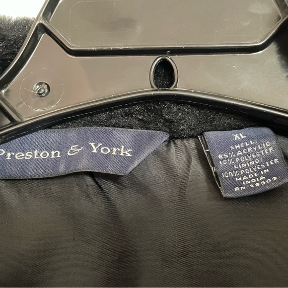 Preston & York black Faux Fur Vest - Picture 5 of 6